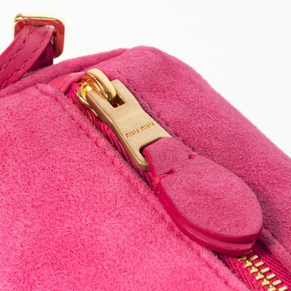Miu Miu Pink Suede Logo-Embossed Pochette - Picture 10 of 12